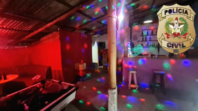 Polícia Flagra Menina De 14 Anos Em Bar Suspeito De Prostituição Tribuna Da Fronteira 9937